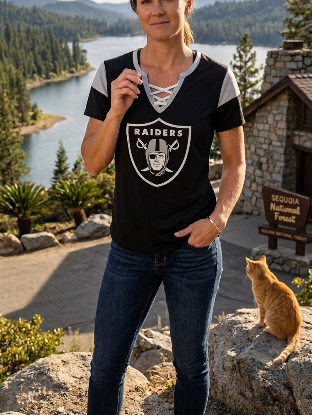 ​Fanatics Las Vegas Raiders Women's V-Neck Lace Up Mesh Jersey Shirt Size M